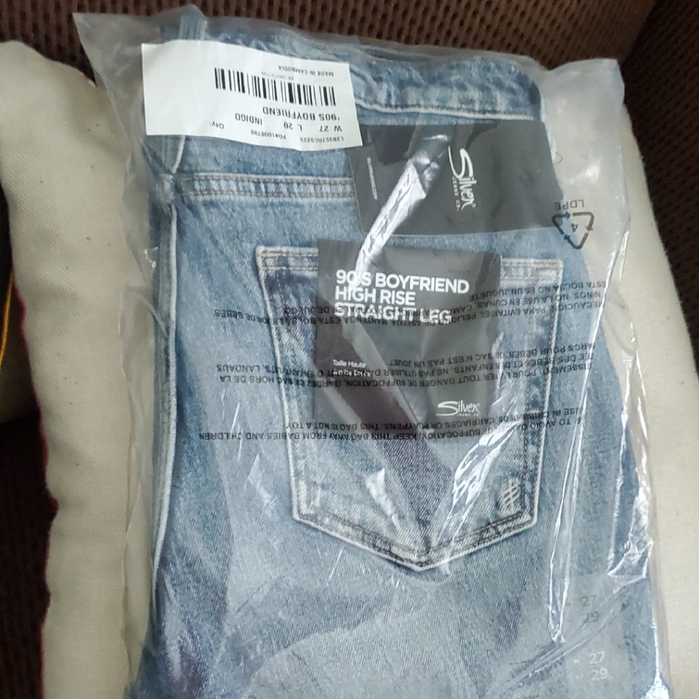 Silver Jeans Women's Denim Straight Leg Jeans 90's Boyfriend